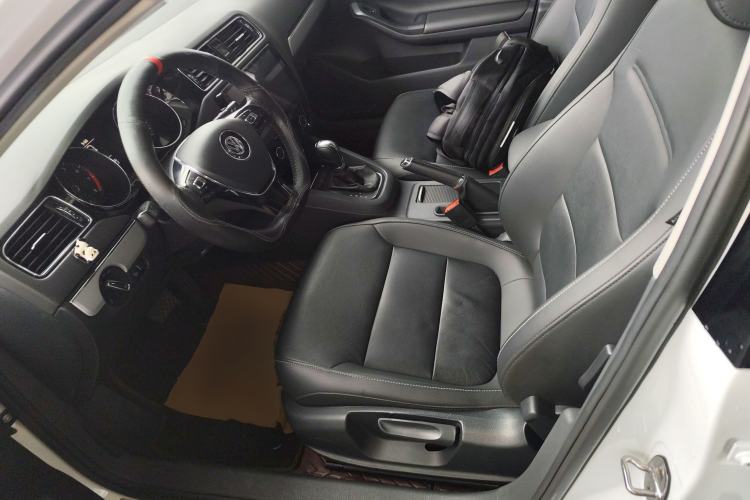 Used Volkswagen Sagitar 2018 280TSI DSG Ignite Edition Left Front Seat