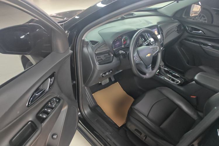 Used Chevrolet Equinox 2021 535T Yujie Edition Driver Seat