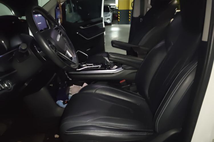 Used SAIC MAXUS G20 2020 2.0T Gasoline Automatic ZhiZun Edition Left Front Seat