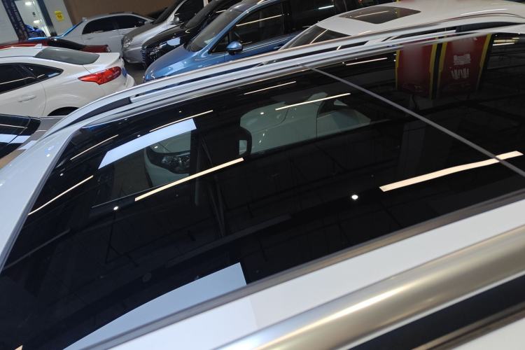 Used Haval H7 2017 Red-Label H7 2.0T Automatic Prestige Model Roof