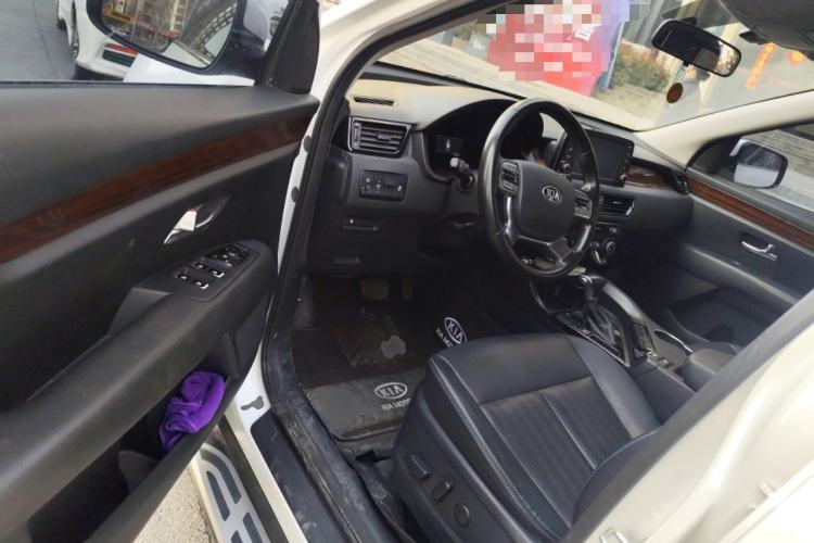 Used Kia KX7 2017 2.4L Automatic 2WD GLS 5-Seater