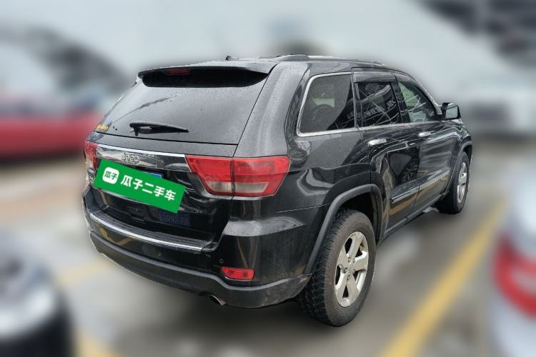 Used Jeep Grand Cherokee 2011 3.6L Luxury Edition
