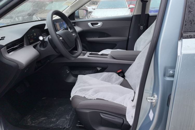 Used Roewe D6 2025 450 km Premium Edition Left Front Seat