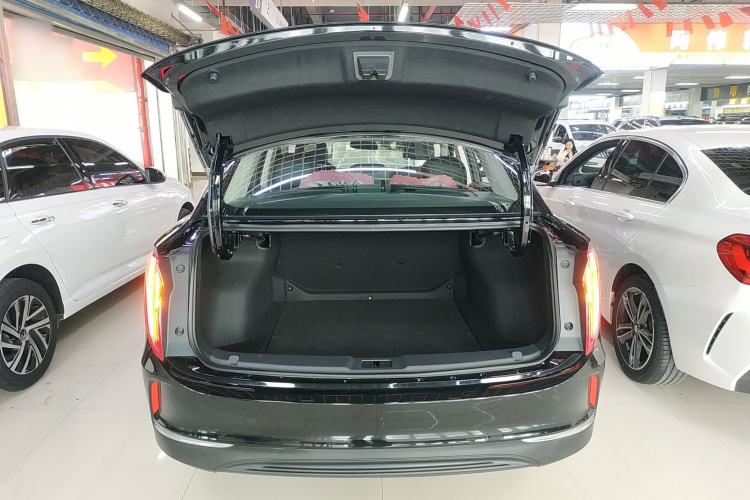 Used Hongqi E-QM5 2023 Revised Version Basic Travel Edition