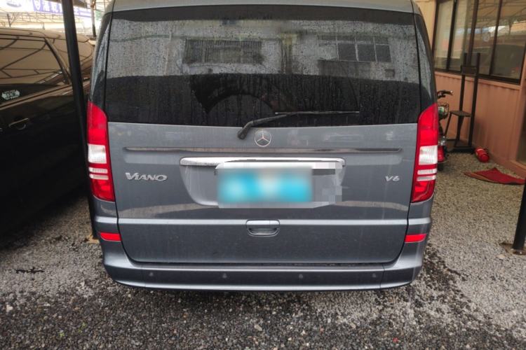 Used Mercedes-Benz Viano 2012 2.5L Hospitality Edition Rear