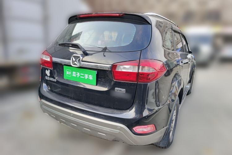 Used JMC Yusheng S350 2016 2.0T Automatic 4x4 Gasoline Luxury Version with Sunroof 7 Seats Rear Right 45 Deg