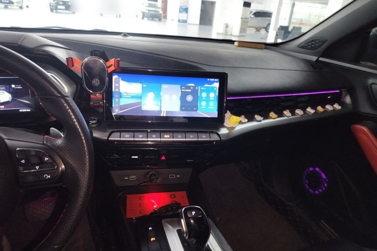 Used MG 5 2021 300TGI DCT Elegant Luxury Edition
