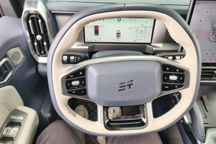 Used JETOUR Traveler C-DM 2024 C-DM 208KM Mountain & Wilderness Edition
