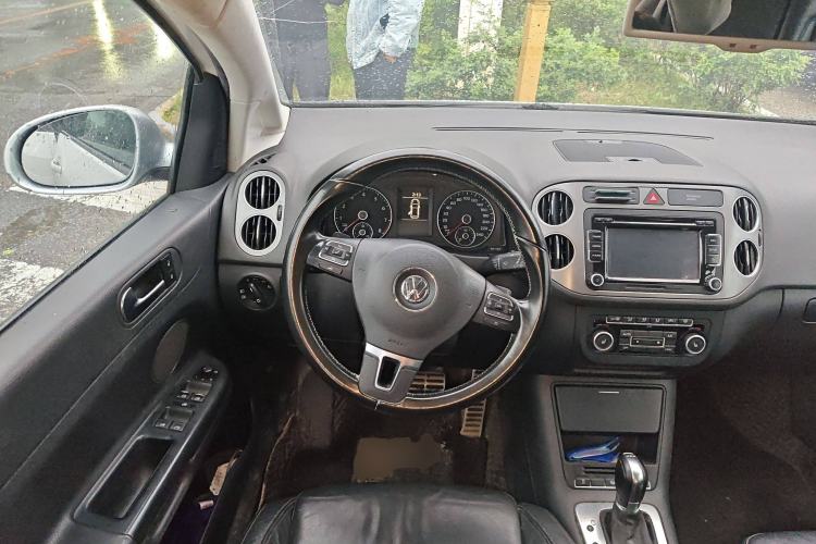 Used Volkswagen Golf 2011 1.4TSI Cross Golf Steering Wheel