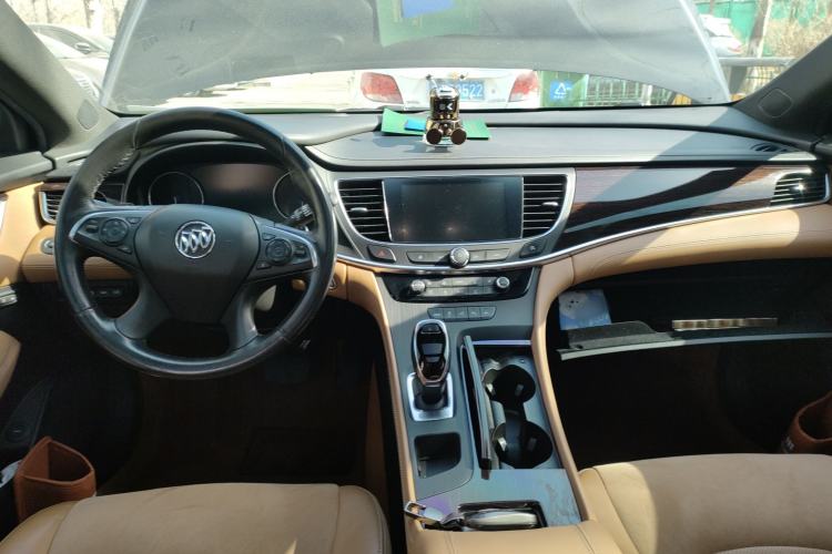 Used Buick LaCrosse 2018 20T Luxury Model

