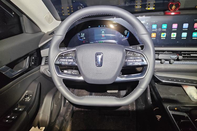 Used Bestune B70 2025 Dragon Edition 1.5T Enjoyment Model
