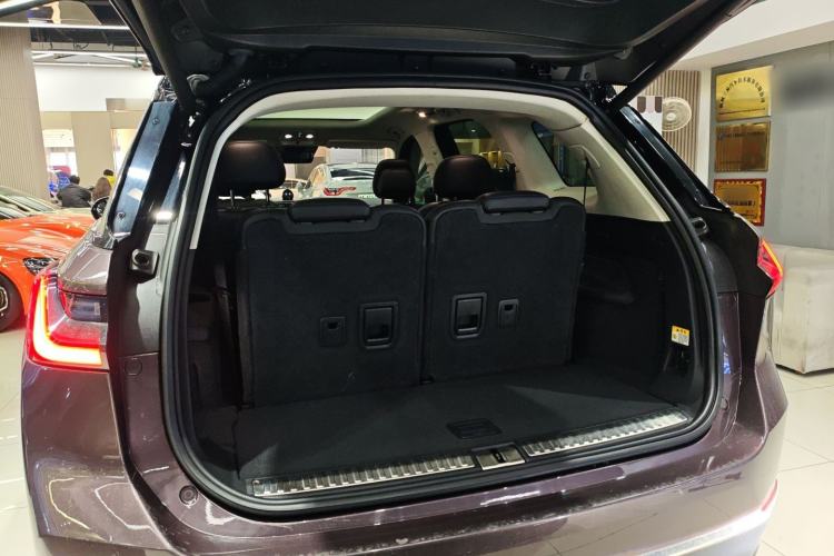 Used Nio ES8 2020 415 km Range 6-Seater Version