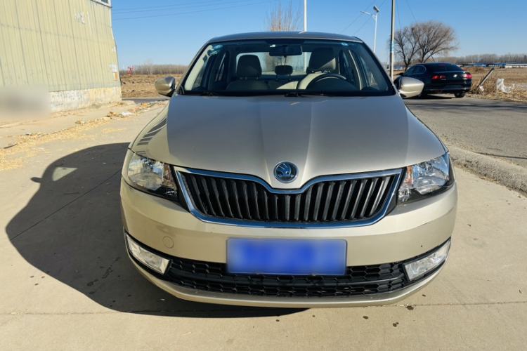 Used Skoda Rapid 2013 1.4L Manual Smart Selection Trim