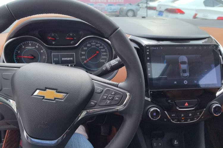 Used Chevrolet Cruze 2015 1.4T DCG Flagship Edition
