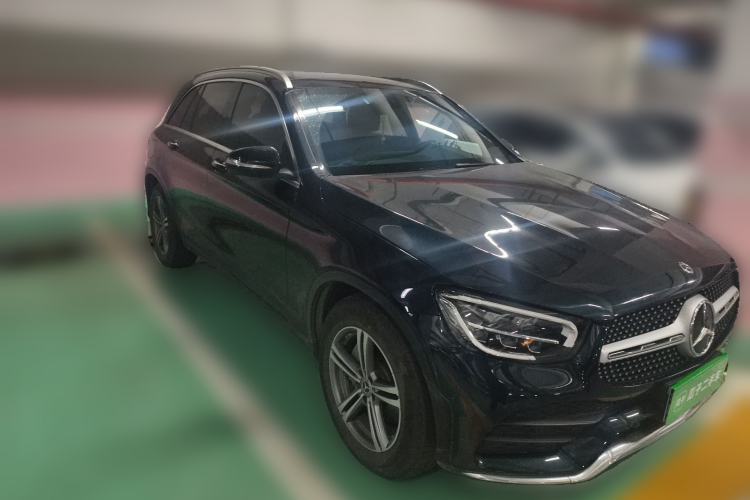 Used Mercedes-Benz GLC 2020 GLC 260 L 4MATIC Luxury Model Front Right 45 Deg