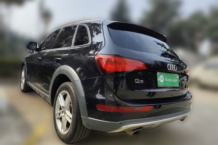Used Audi Q5 2018 Collector's Edition 40 TFSI Technology Model