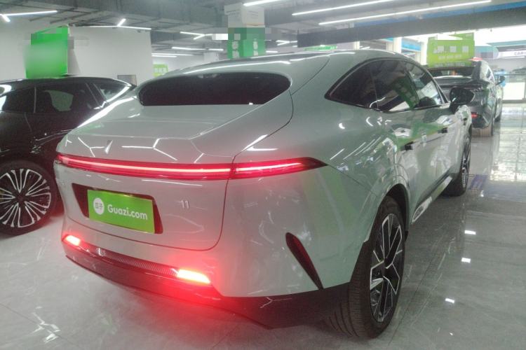 Used Avatr 11 2022 Long-Range Dual-Motor Luxury Edition 4 Seats
