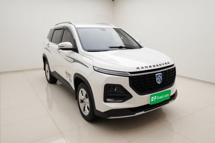 Used Baojun 530 2020 1.5T Manual Comfort Version 6 Seats Exterior 2