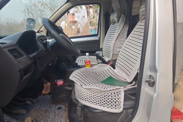 Used Wuling Rongguang S 2022 1.2L Standard Model Window-Sealed Car with Air Conditioning 2 Seats LSI