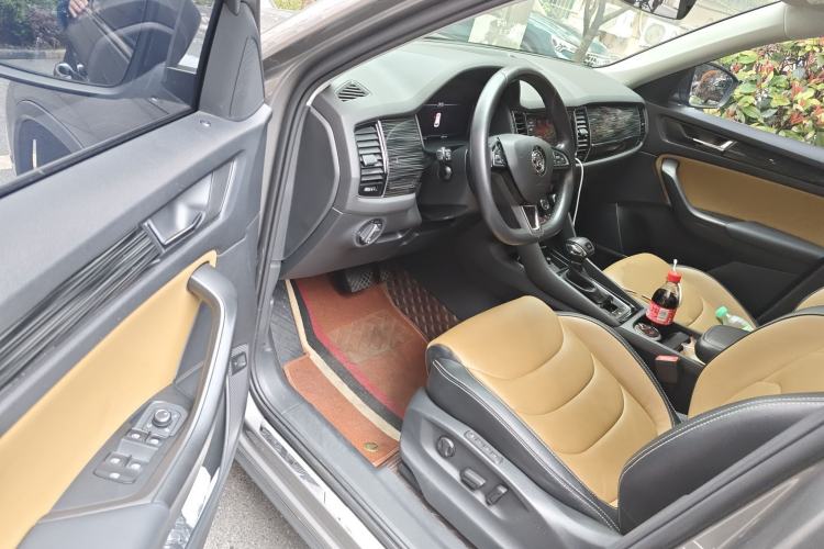 Used Skoda Kodiaq GT 2019 TSI330 Two-Wheel-Drive Luxury Edition China VI Standard Driver Seat