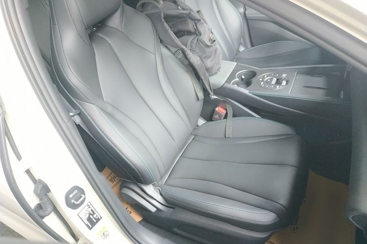 Used BYD Seal 06 New Energy 2024 DM-i 80KM Prestige Model Right Front Seat