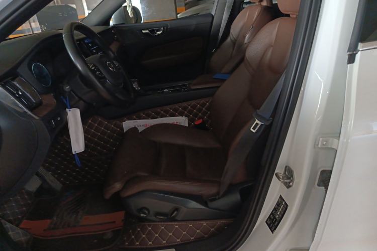 Used Volvo XC60 2021 T5 4x4 Zhiya Luxury Edition