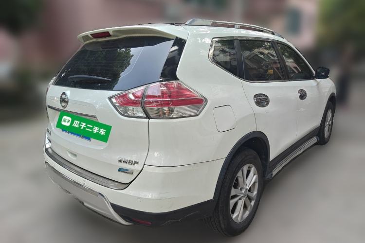 Used Nissan X-Trail 2016 2.0L CVT Smart Enjoyment Version 4WD
