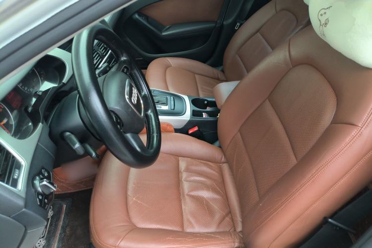 Used Audi A4L 2012 2.0 TFSI automatic standard version