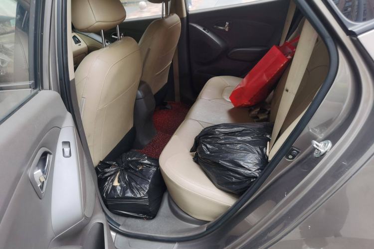 Used Hyundai ix35 2013 2.0L Automatic 2WD Comfort GL China IV Standard