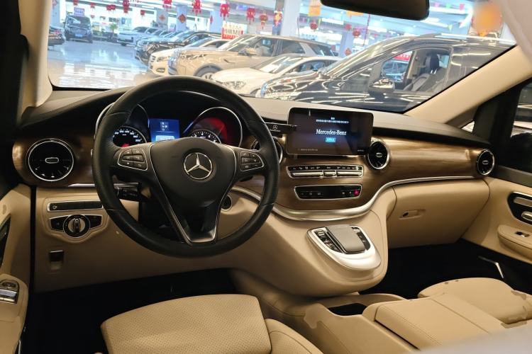 Used Mercedes-Benz V-Class 2021 V 260 Prestige Edition
