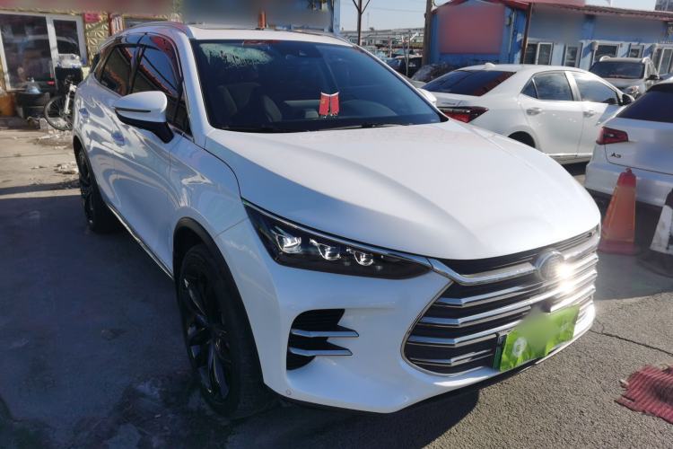 Used BYD Tang New Energy 2018 DM 2.0T All-Wheel Drive Smart Connectivity Luxury Model 7 Seats China V Emission Standard
