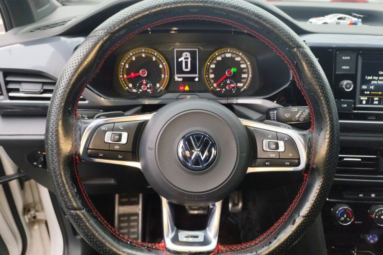 Used Volkswagen Tharu 2019 280TSI Two-Wheel Drive R-Line China VI Standard