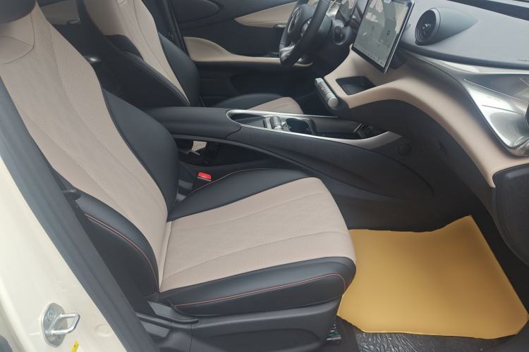 Used BYD Dolphin 2025 420km Free Edition Right Front Seat