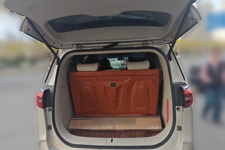 Used Buick GL8 2021 ES Landtrek 653T Luxury Model