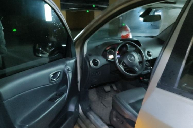 Used Renault Koleos 2016 2.0L Two-Wheel-Drive Comfort Edition with BOSE System
