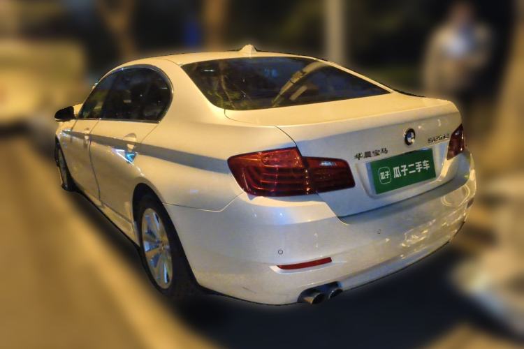 Used BMW 5 Series 2014 520Li Elegant Model Rear Left 45 Deg