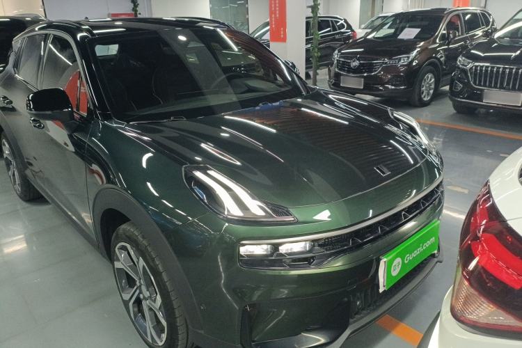 Used Lynk & Co 06 2023 Remix 1.5T Hero Front Right 45 Deg