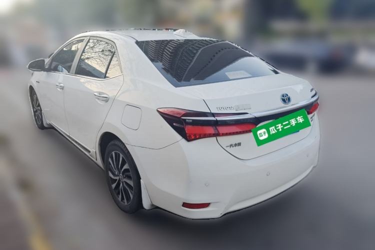 Used Toyota Corolla 2016 Dual-Engine 1.8L E-CVT Elite Edition