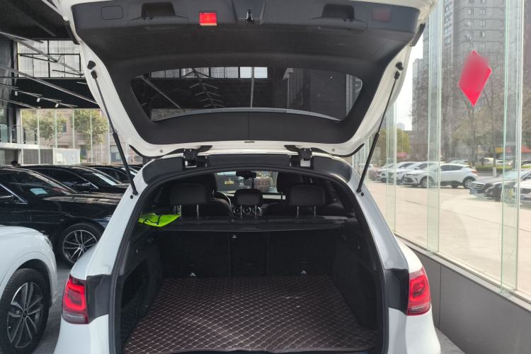 Used Mercedes-Benz GLC 2021 GLC 260 L 4MATIC Luxury Model Trunk