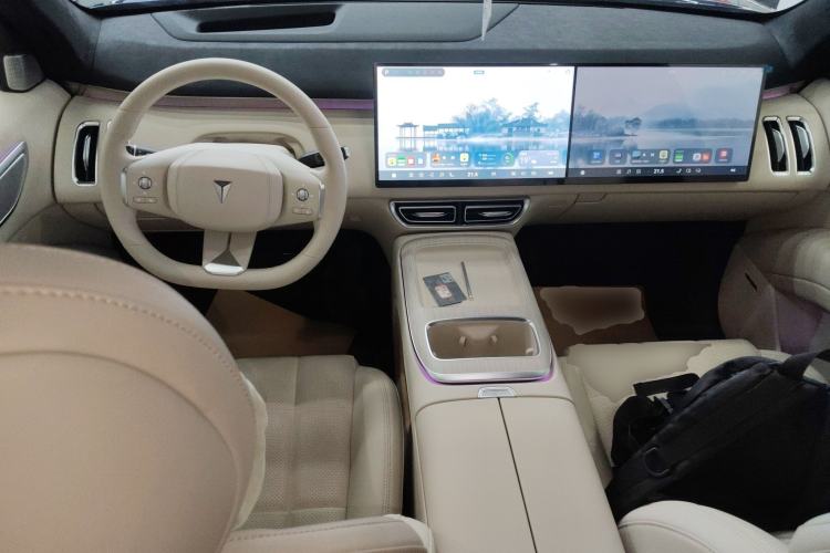 Used Deepal S09 2025 Four-Wheel Drive Ultra+ Custom Edition
