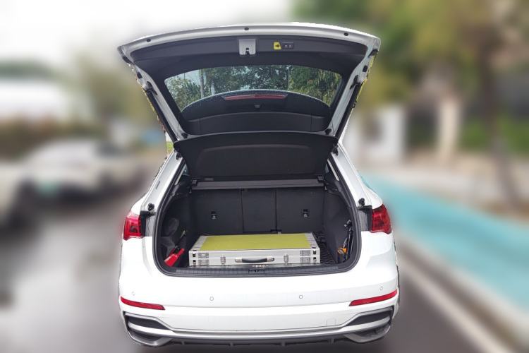 Used Audi Q3 2022 35 TFSI Fashion Dynamic Model