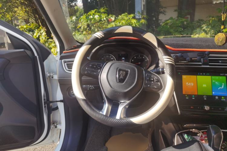 Used Roewe i5 2019 1.5L Automatic 4G Connected Langhao Edition Steering Wheel