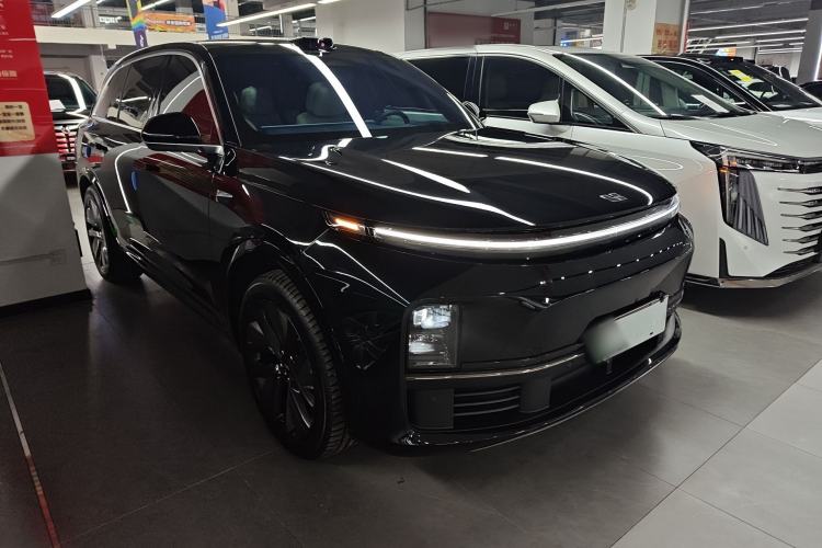 Used Li Auto L7 2024 Ultra Model Front Right 45 Deg