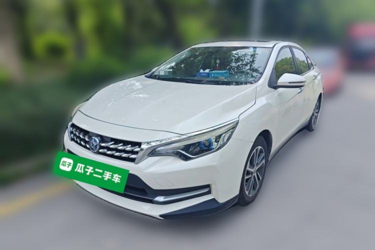 Used Venucia D60 2019 100 000 Glory 1.6L XL Manual Chenku Edition China VI Guazi used car, China used car export, Used car for sale, Used cars, Cheapest cars for sale