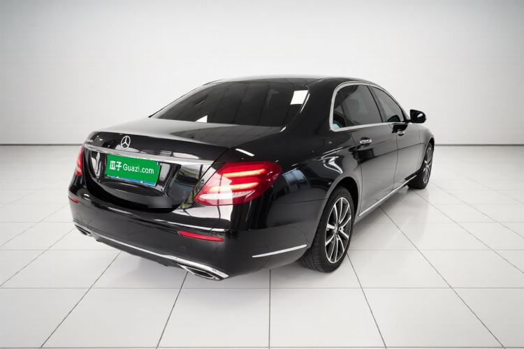 Used Mercedes-Benz E-Class 2018 Facelift E 300 L Luxury Edition
