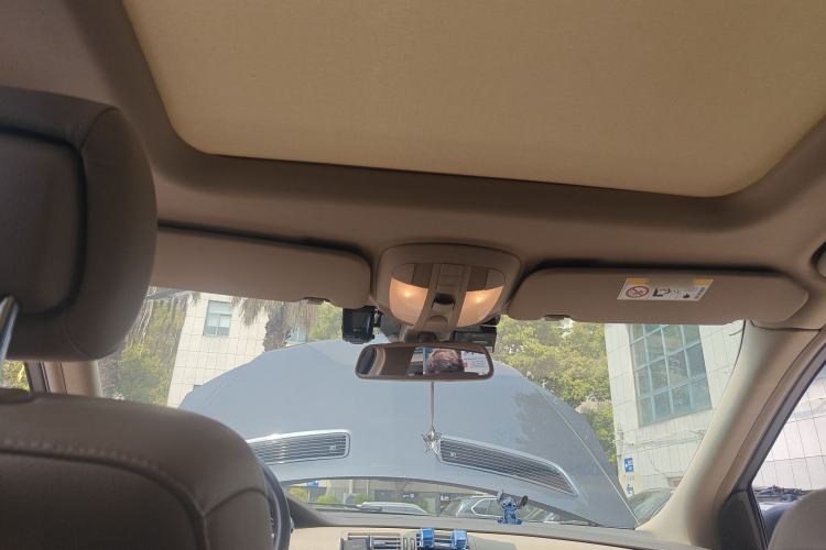 Used Mercedes-Benz R-Class 2014 R 400 4MATIC Luxury Model
