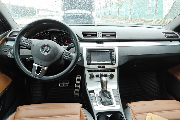 Used Volkswagen FAW-Volkswagen CC 2016 1.8TSI Luxury Model
