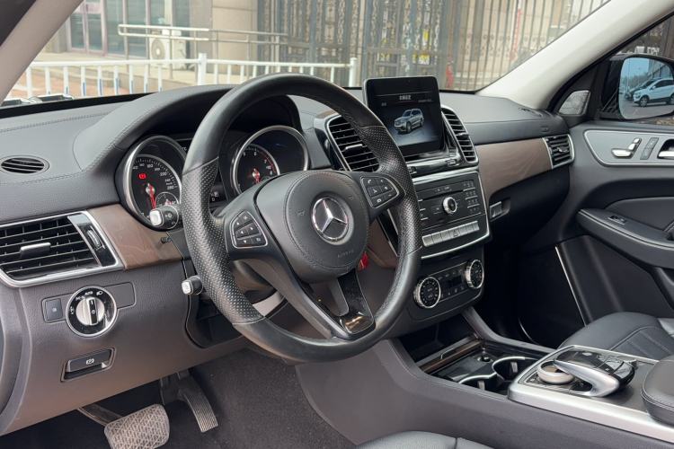 Used BAIC Off-Road BJ90 2021 4.0T Prestige Edition Interior 2