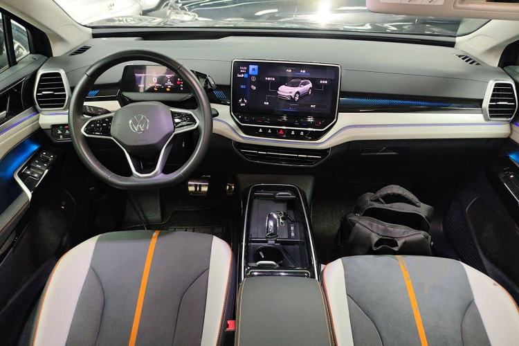 Used Volkswagen ID.6 CROZZ 2022 Long-Range PRO Edition