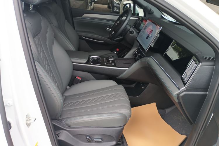 Used BYD Song L DM-i 2025 Intelligent Driving Version 160 km Excellence Edition Right Front Seat